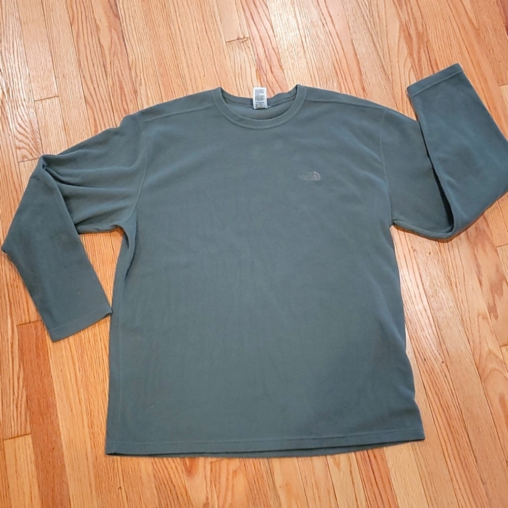 Mens The North Face sweater/cardigan